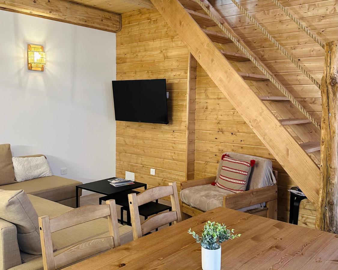דירות Saint-Étienne-de-Tinée Duplex La Tour מראה חיצוני תמונה